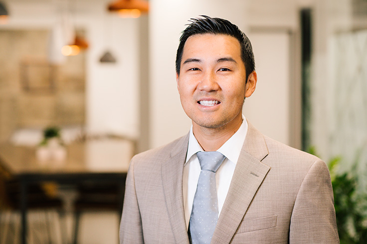 Headshot photo of Steve Yi